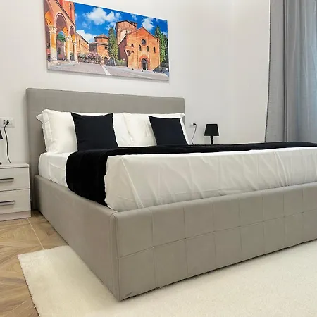 Villa Laura Apartments