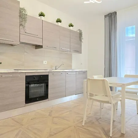 Apartman Villa Laura Apartments *