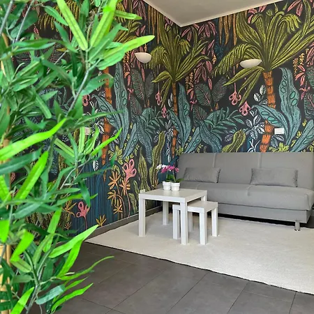 Villa Laura Apartments *